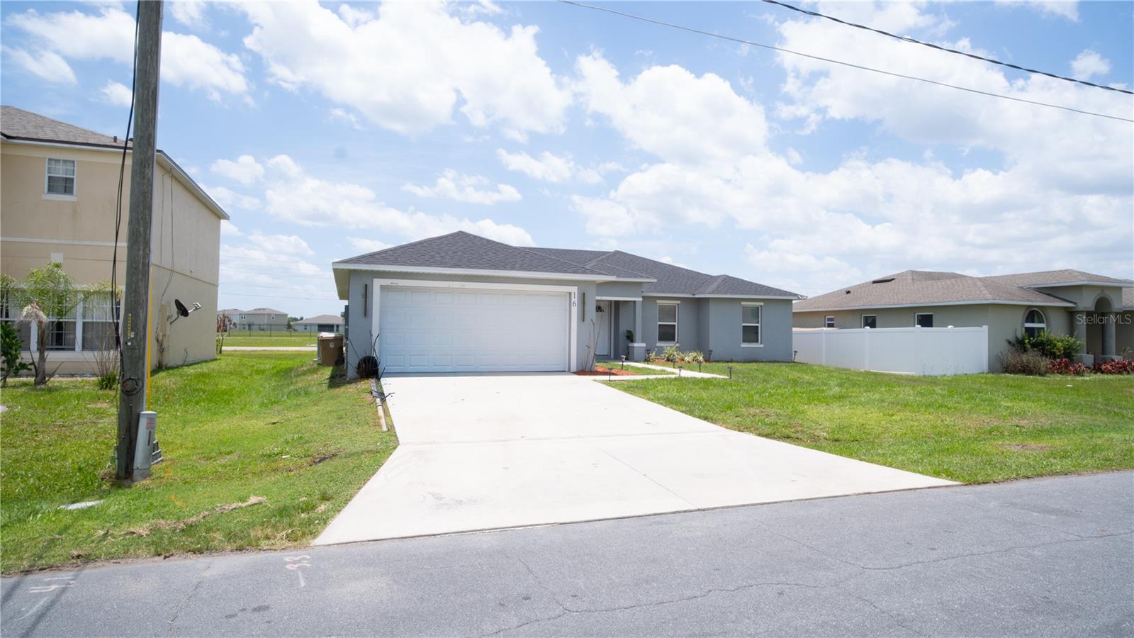 16 ALICANTE CT