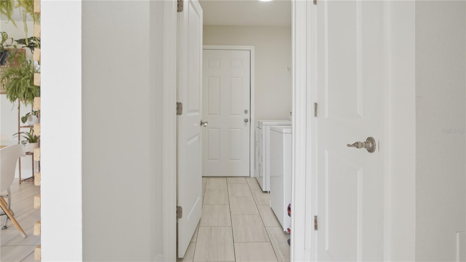 16 ALICANTE CT