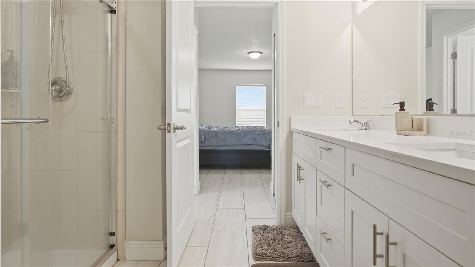16 ALICANTE CT