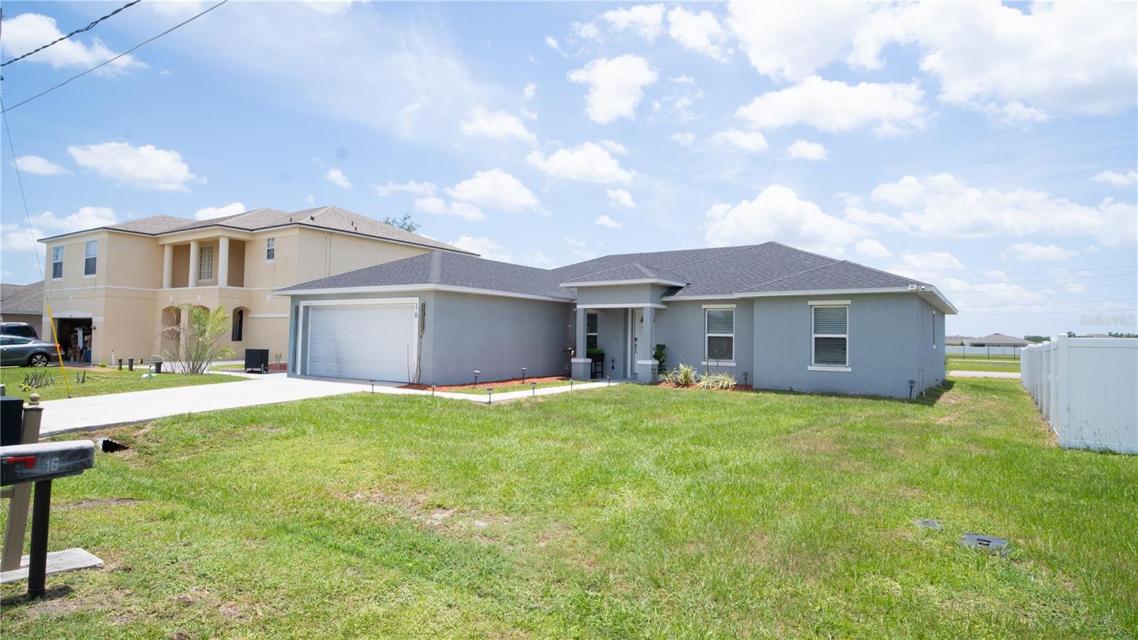 16 ALICANTE CT