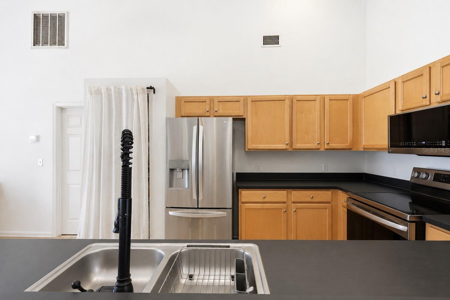 540 HOLLINGSHEAD LOOP