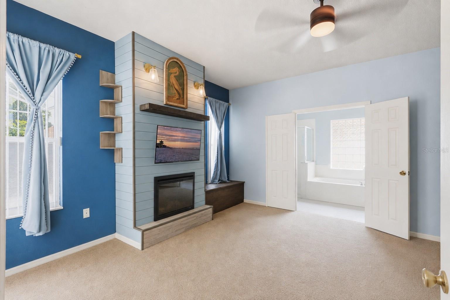 540 HOLLINGSHEAD LOOP