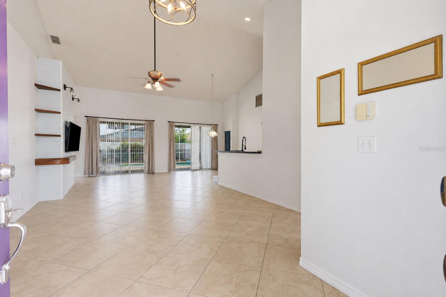 540 HOLLINGSHEAD LOOP