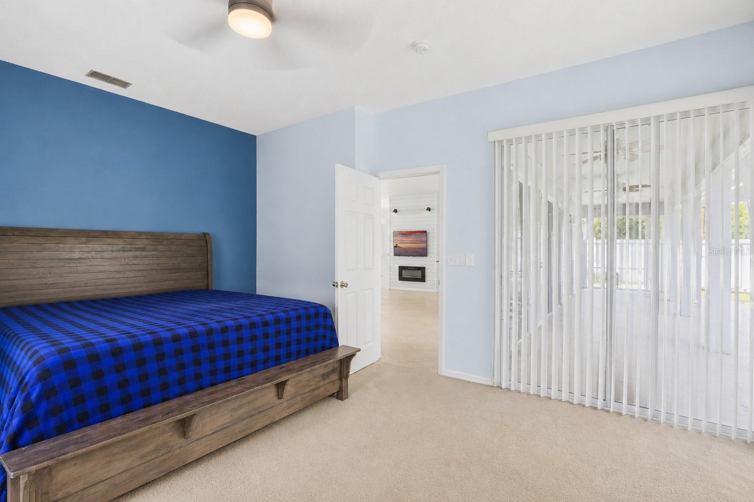 540 HOLLINGSHEAD LOOP