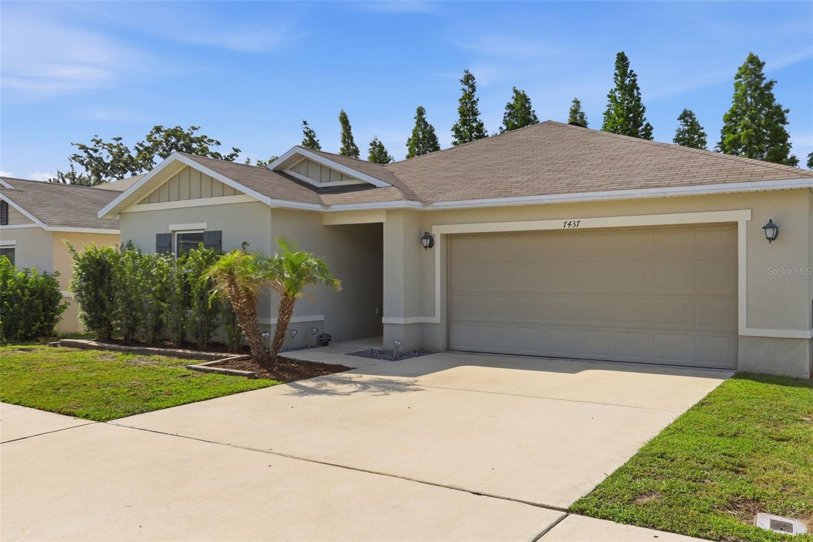 7437 IBIS DR