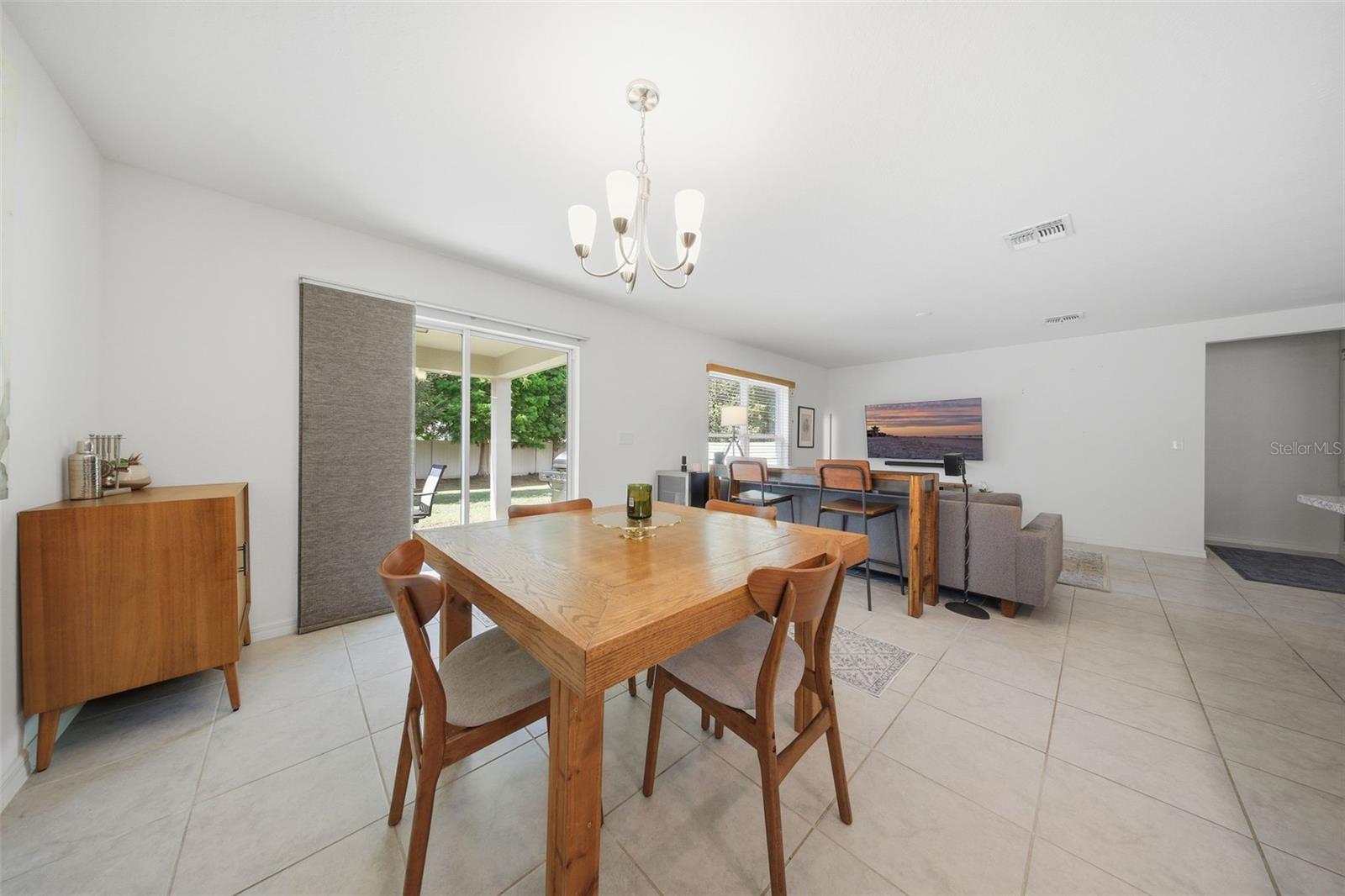 7437 IBIS DR