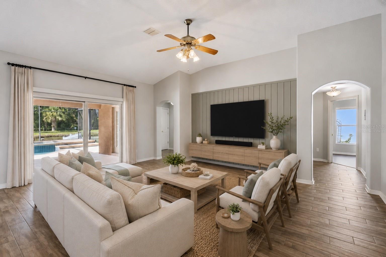 5703 AUTUMN CHASE CIR