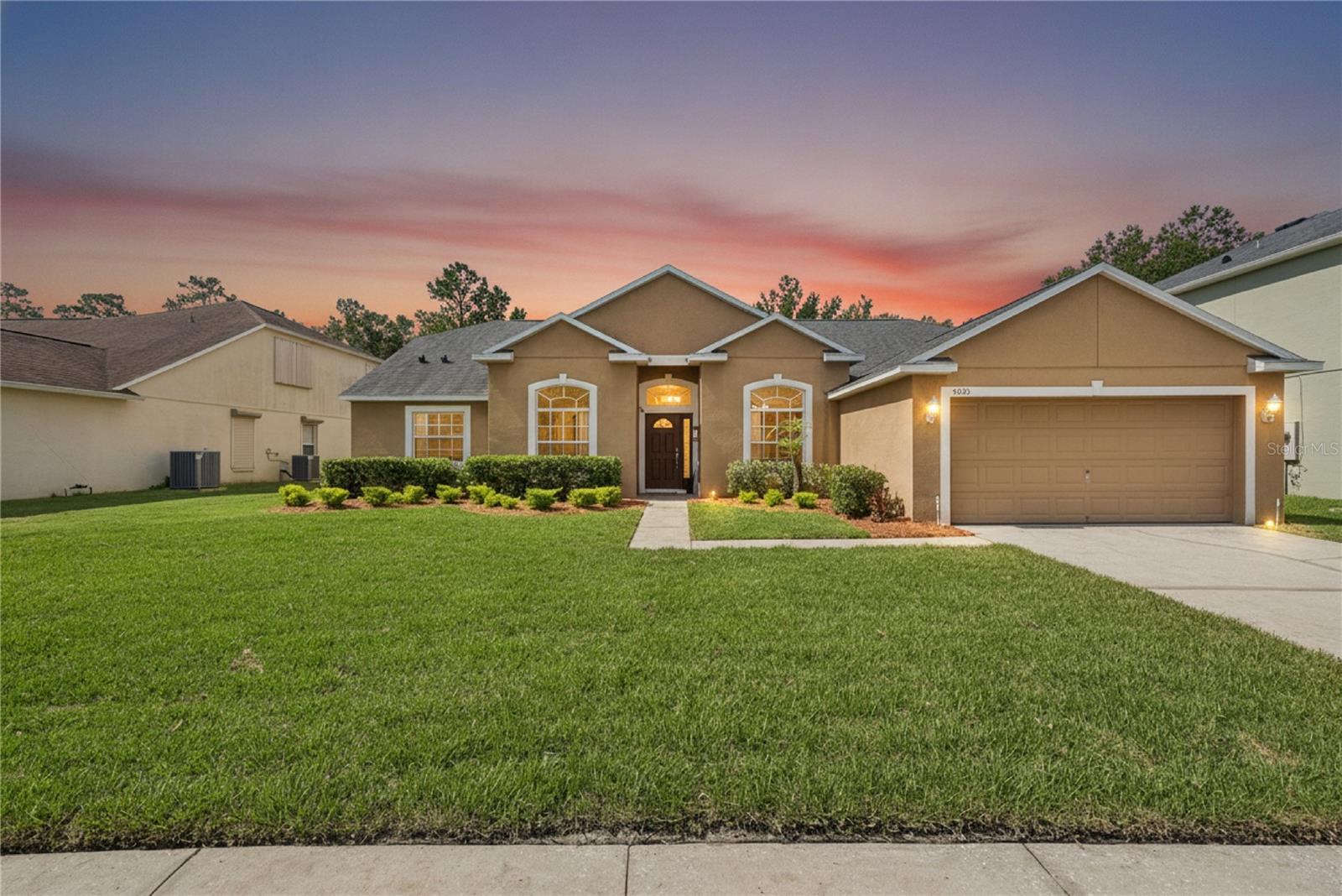 5703 AUTUMN CHASE CIR