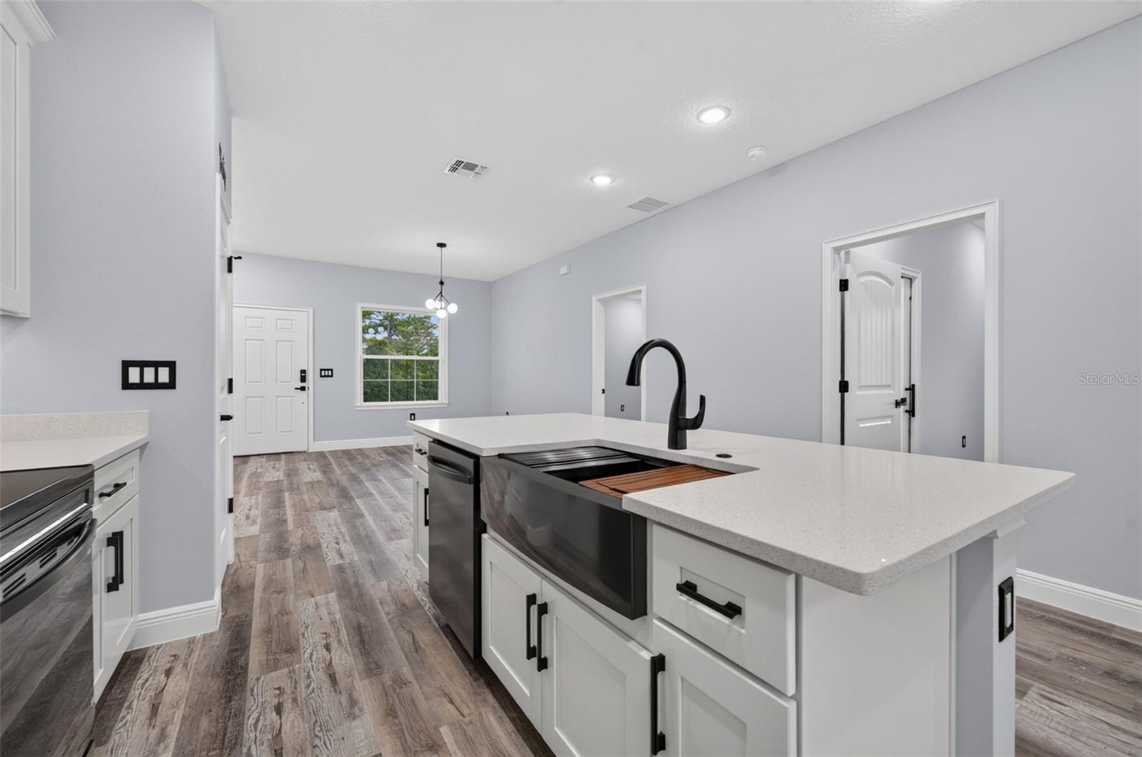 47 ORCHID CT