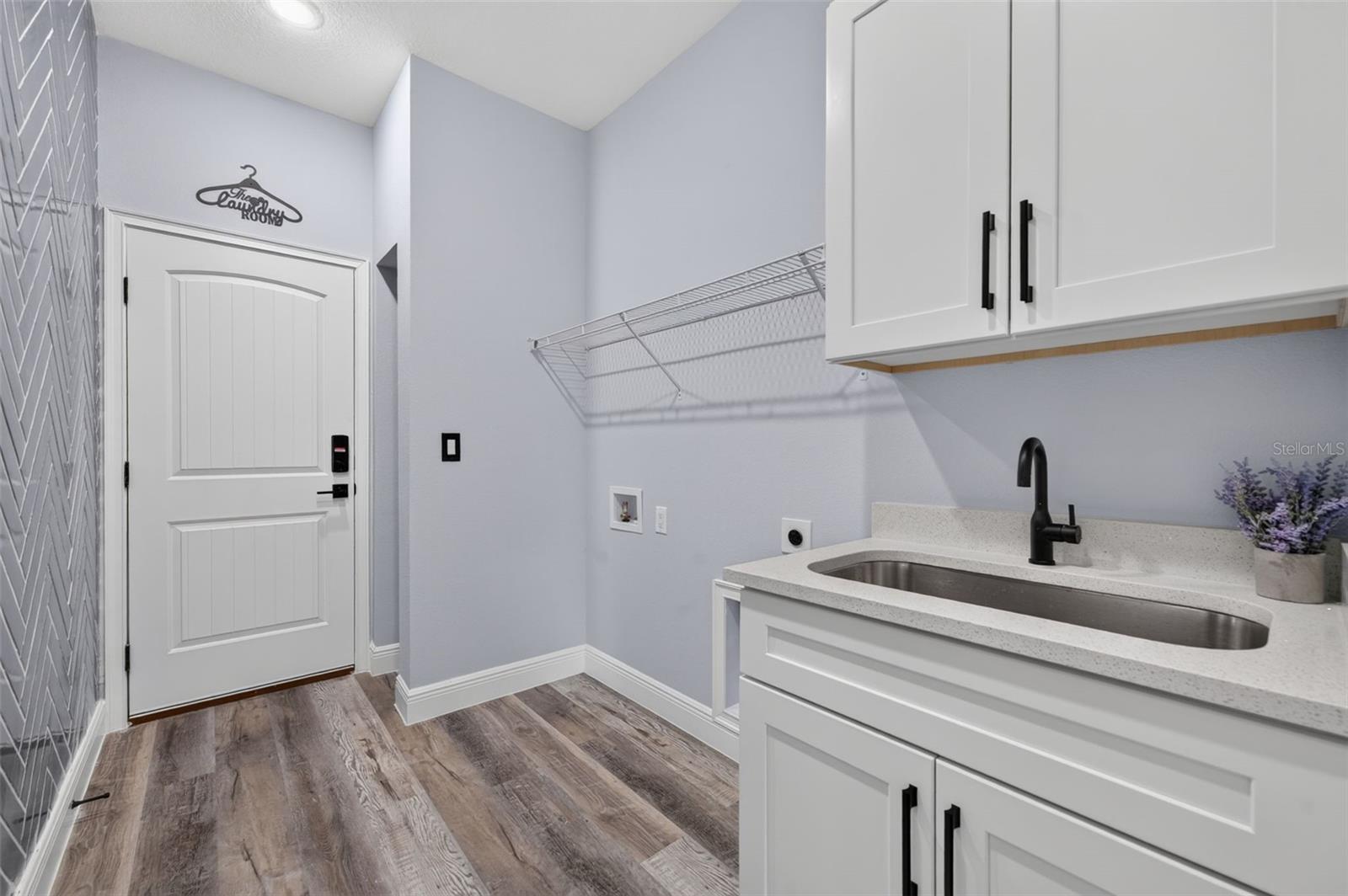 47 ORCHID CT