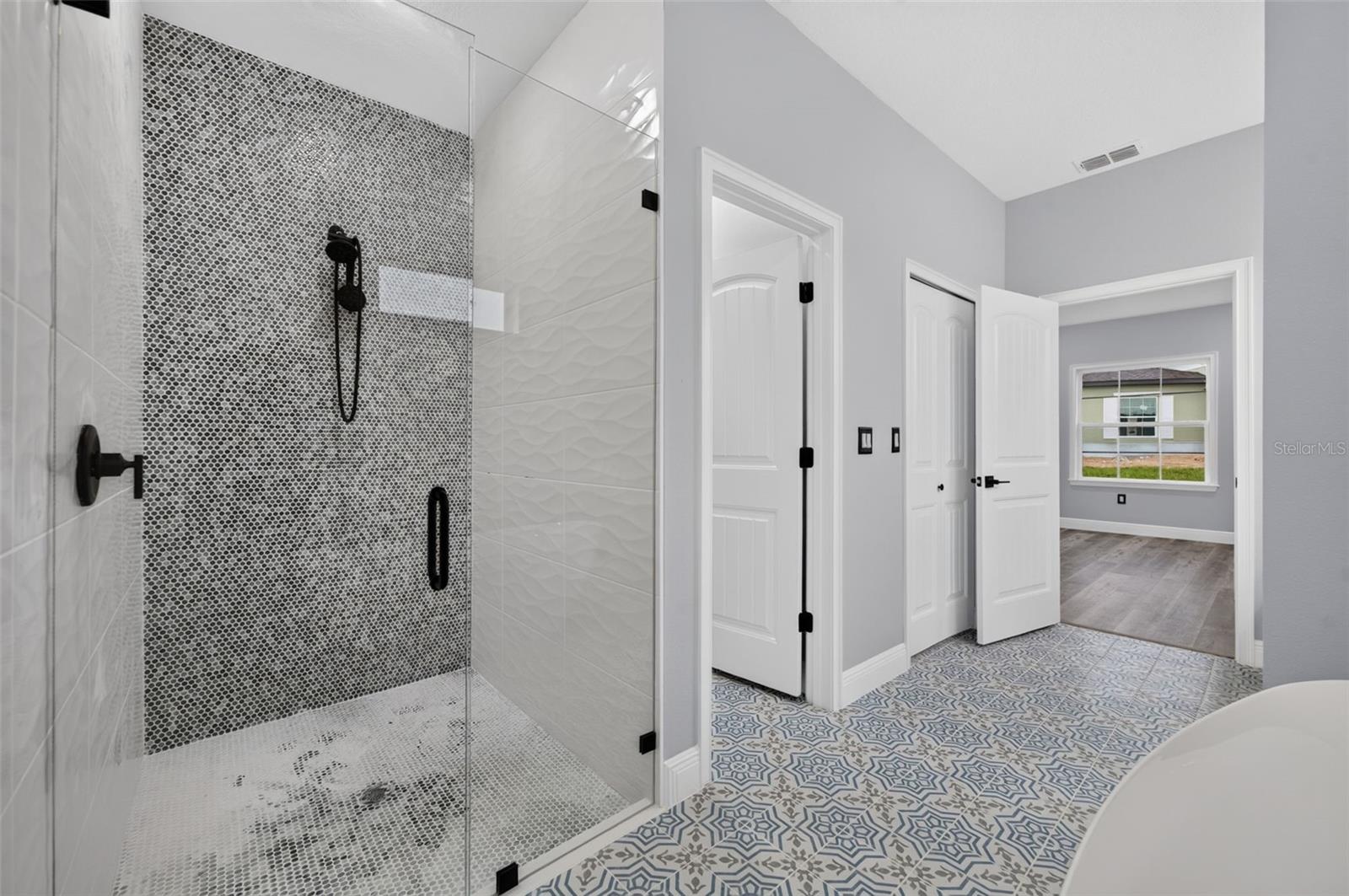 47 ORCHID CT