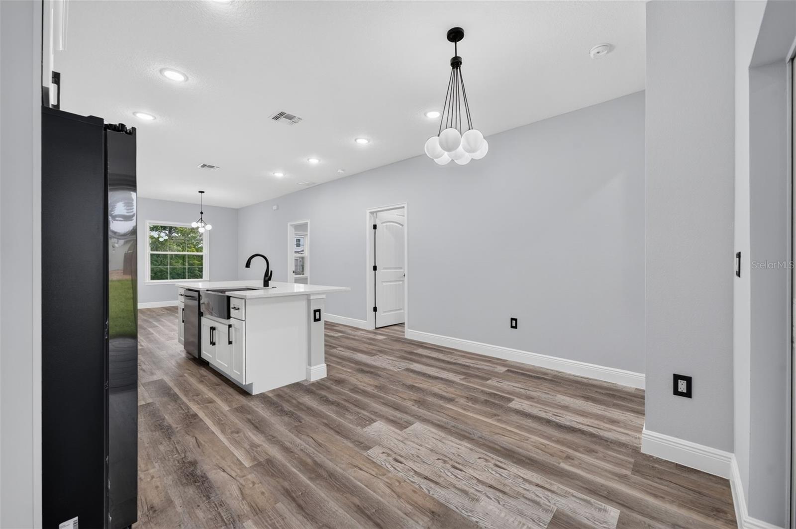 47 ORCHID CT