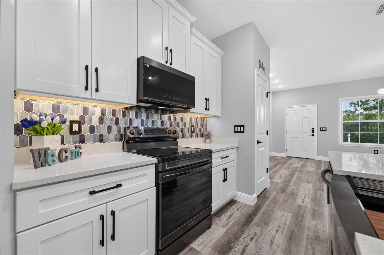 47 ORCHID CT