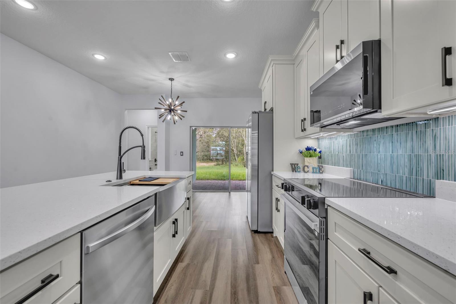 47 ORCHID CT