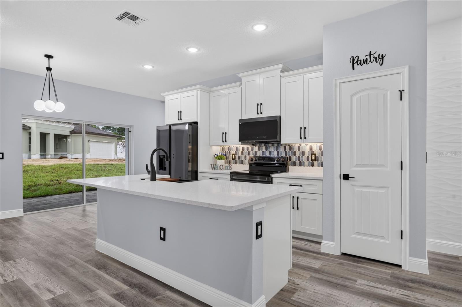 47 ORCHID CT