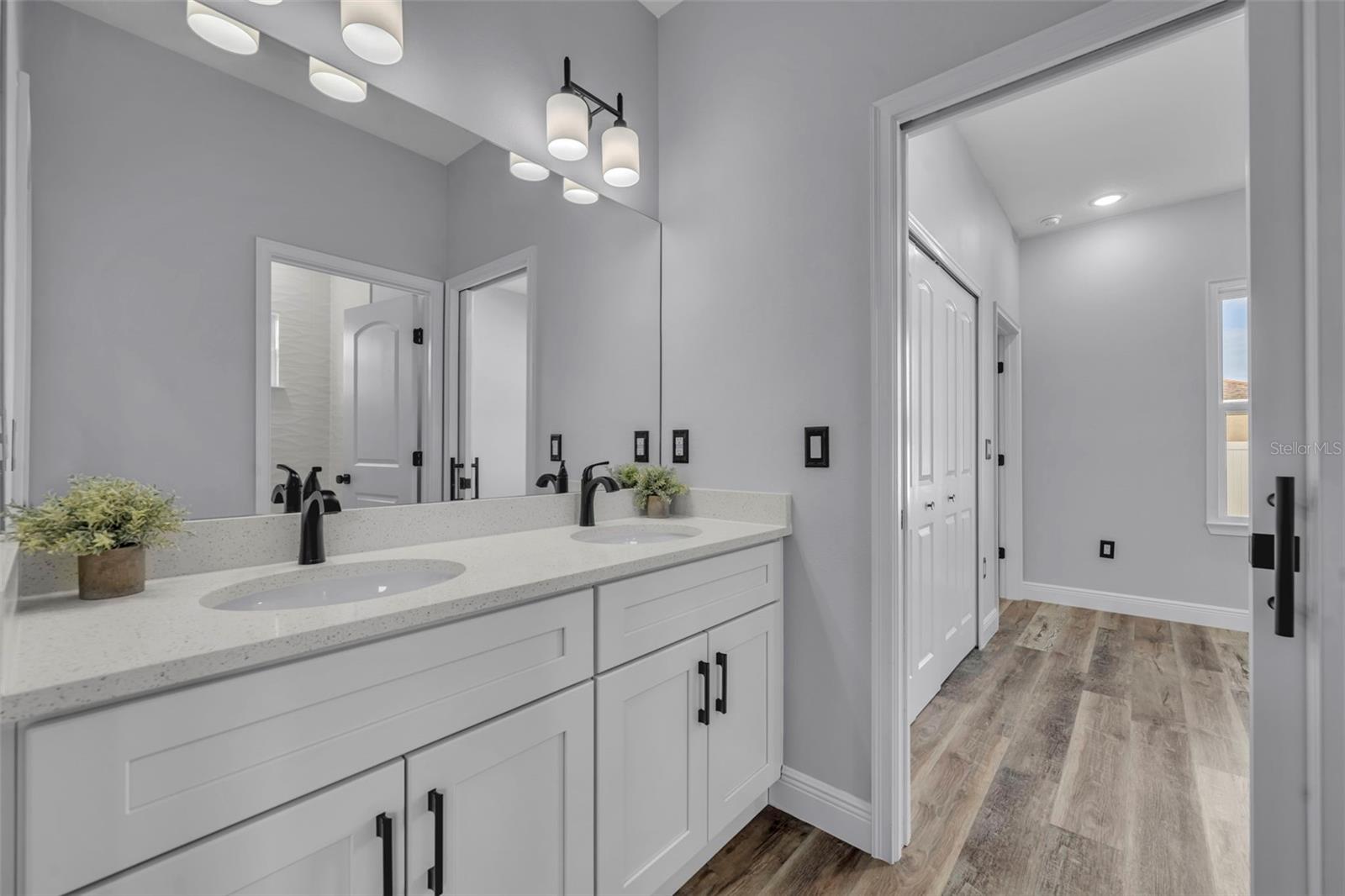 49 ORCHID CT