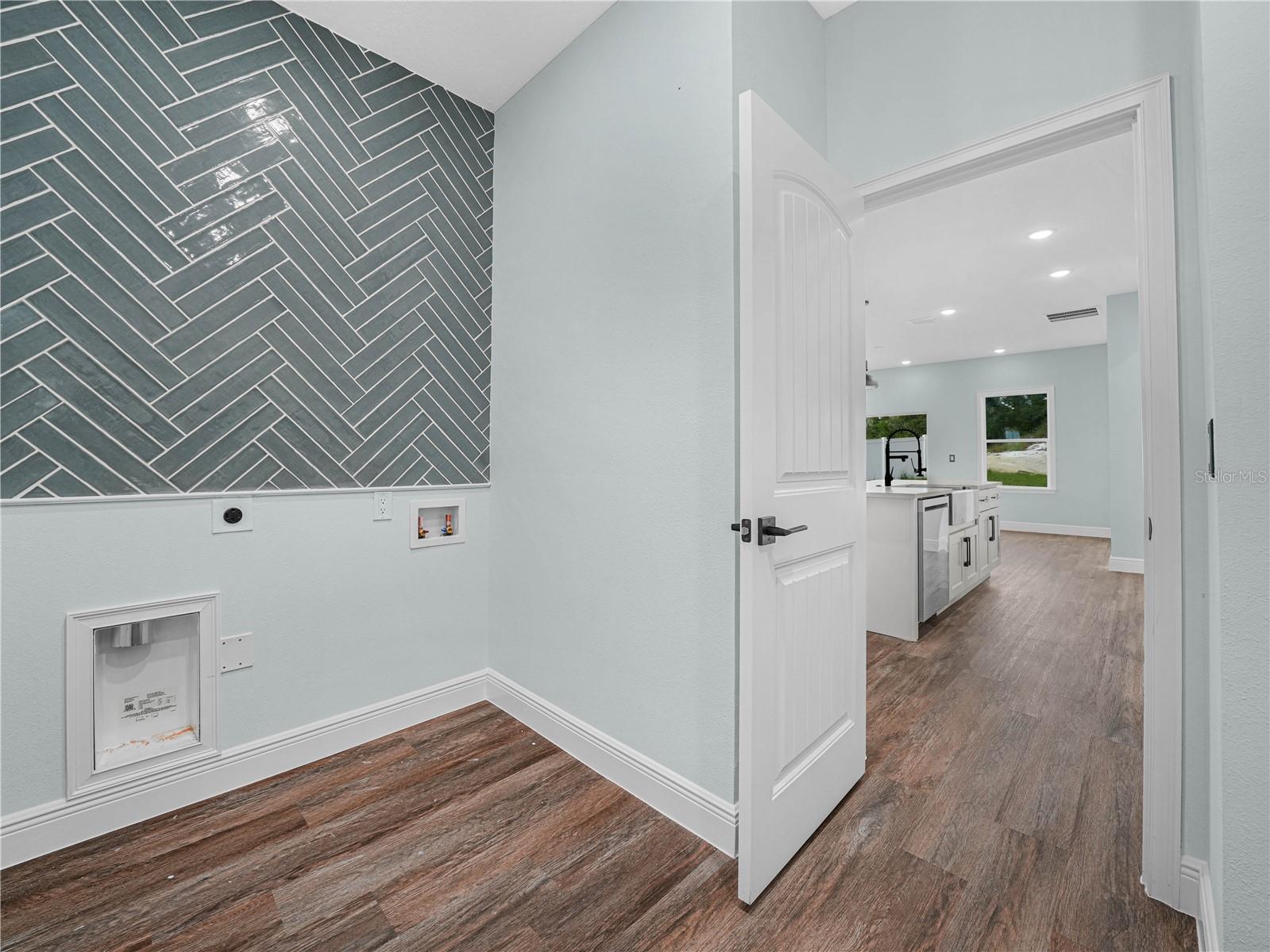 49 ORCHID CT
