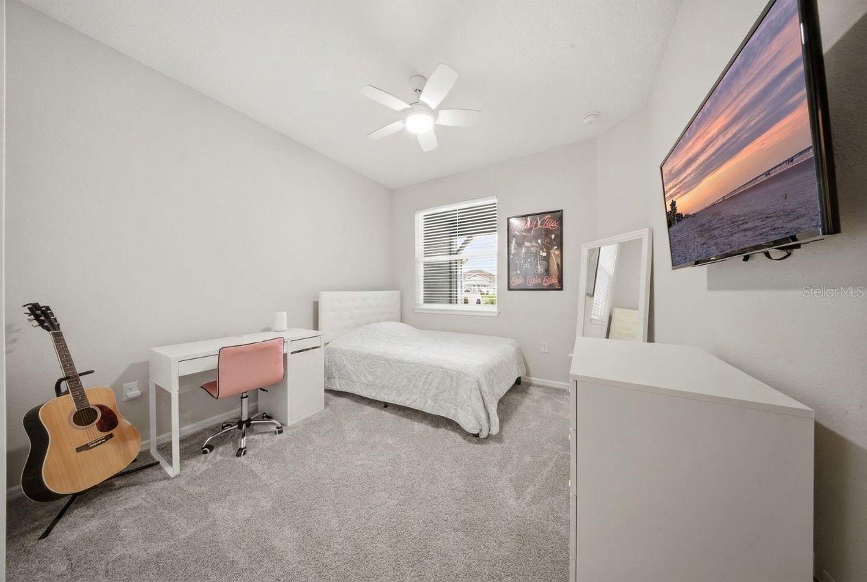 13640 SPLASHING ISLA DR