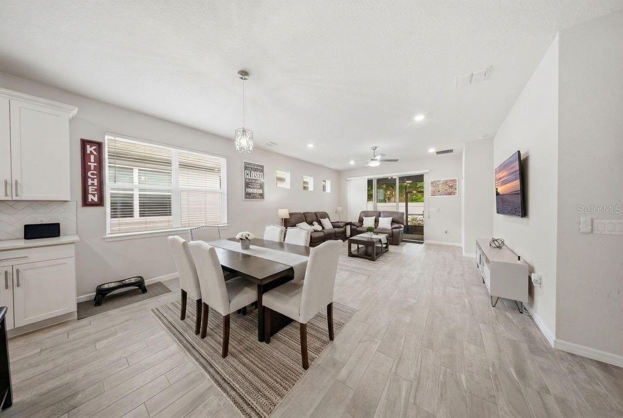 13640 SPLASHING ISLA DR