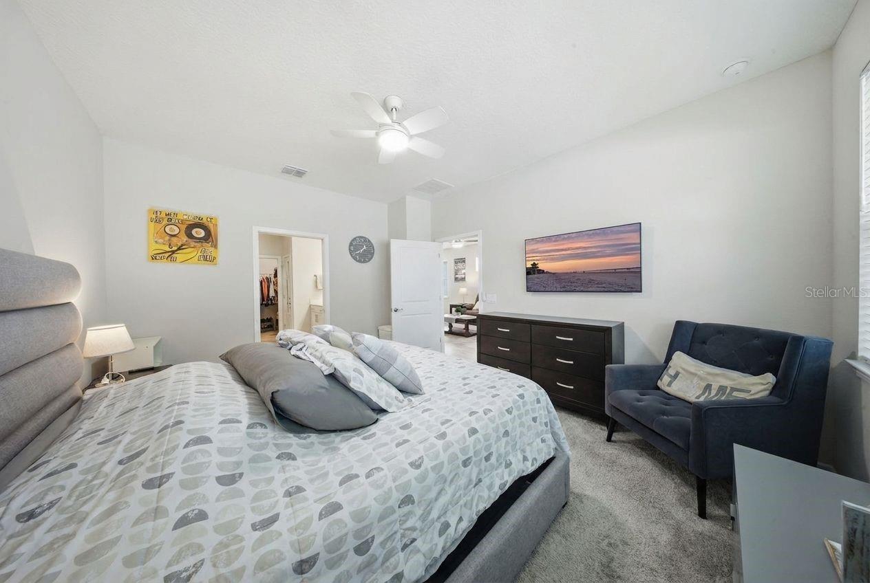 13640 SPLASHING ISLA DR