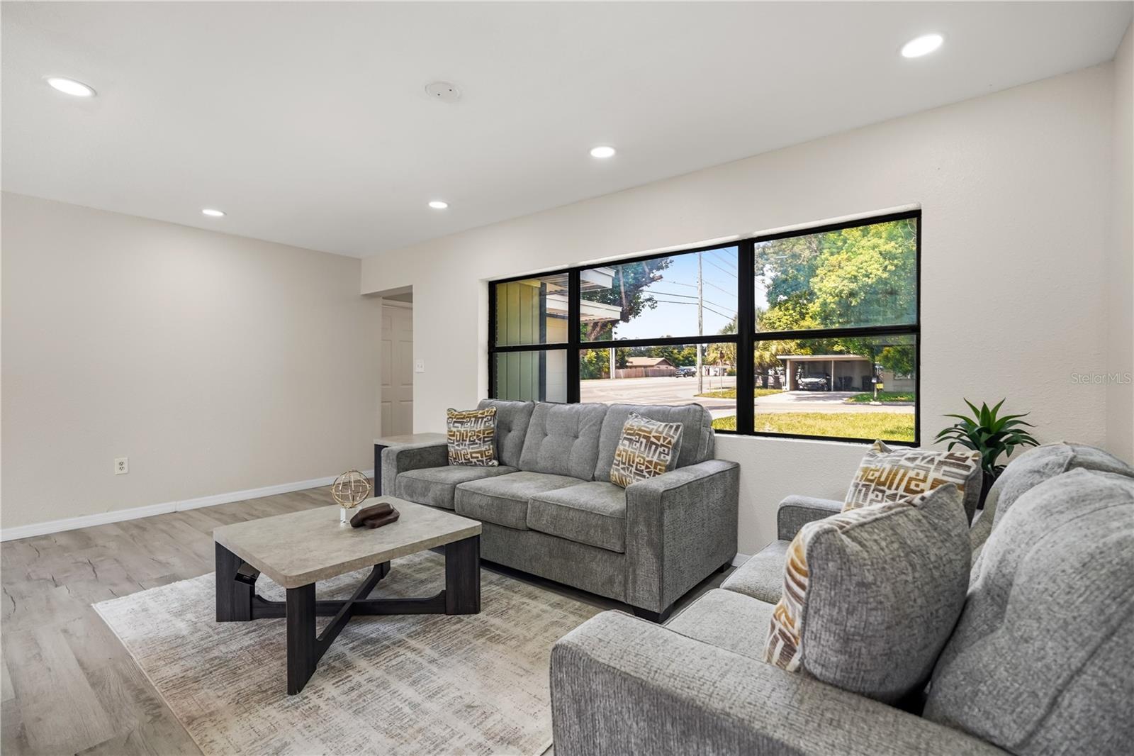 2601 HEALY DR