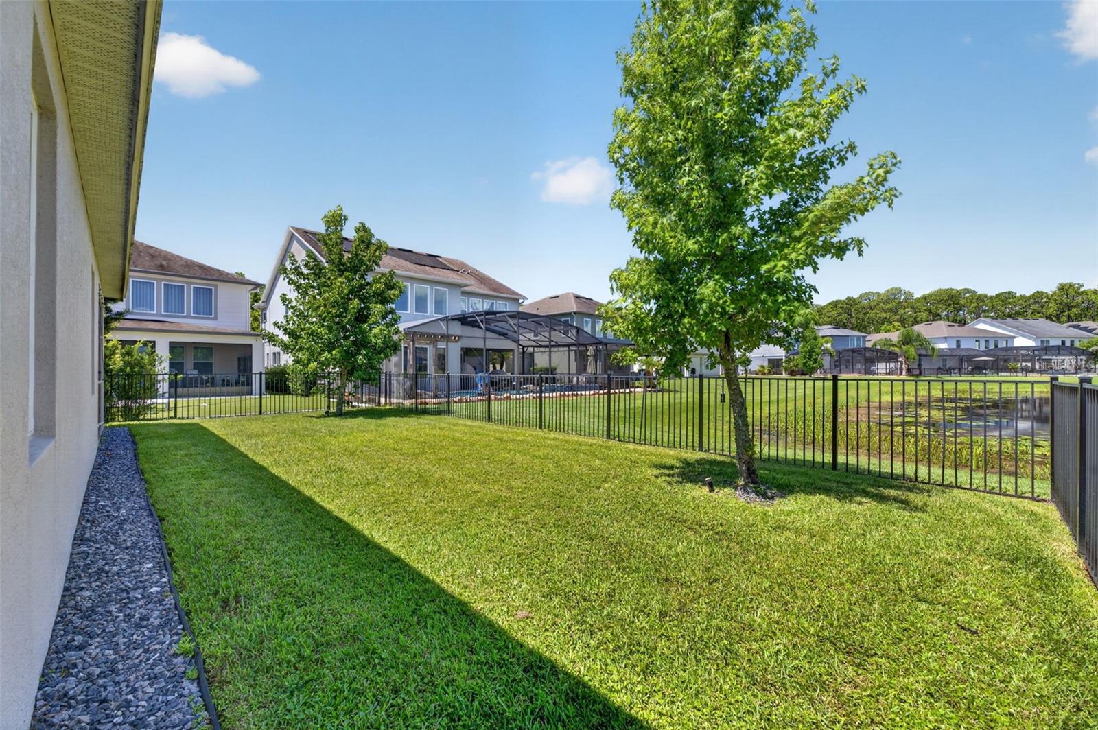 9202 MERLON DR