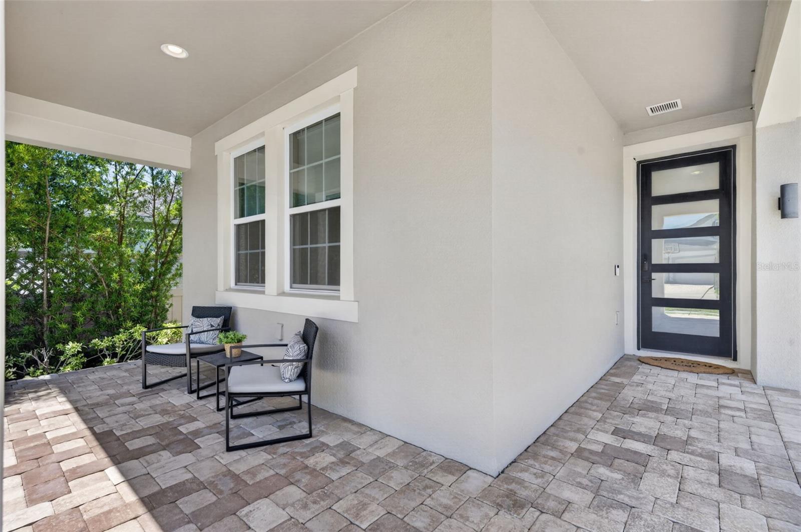 9202 MERLON DR