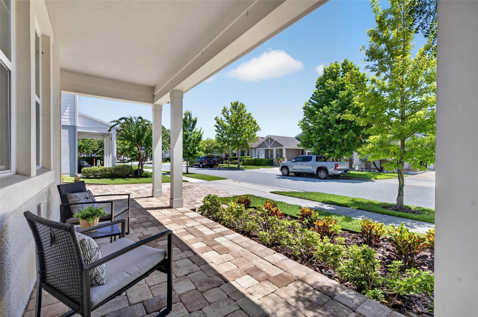 9202 MERLON DR