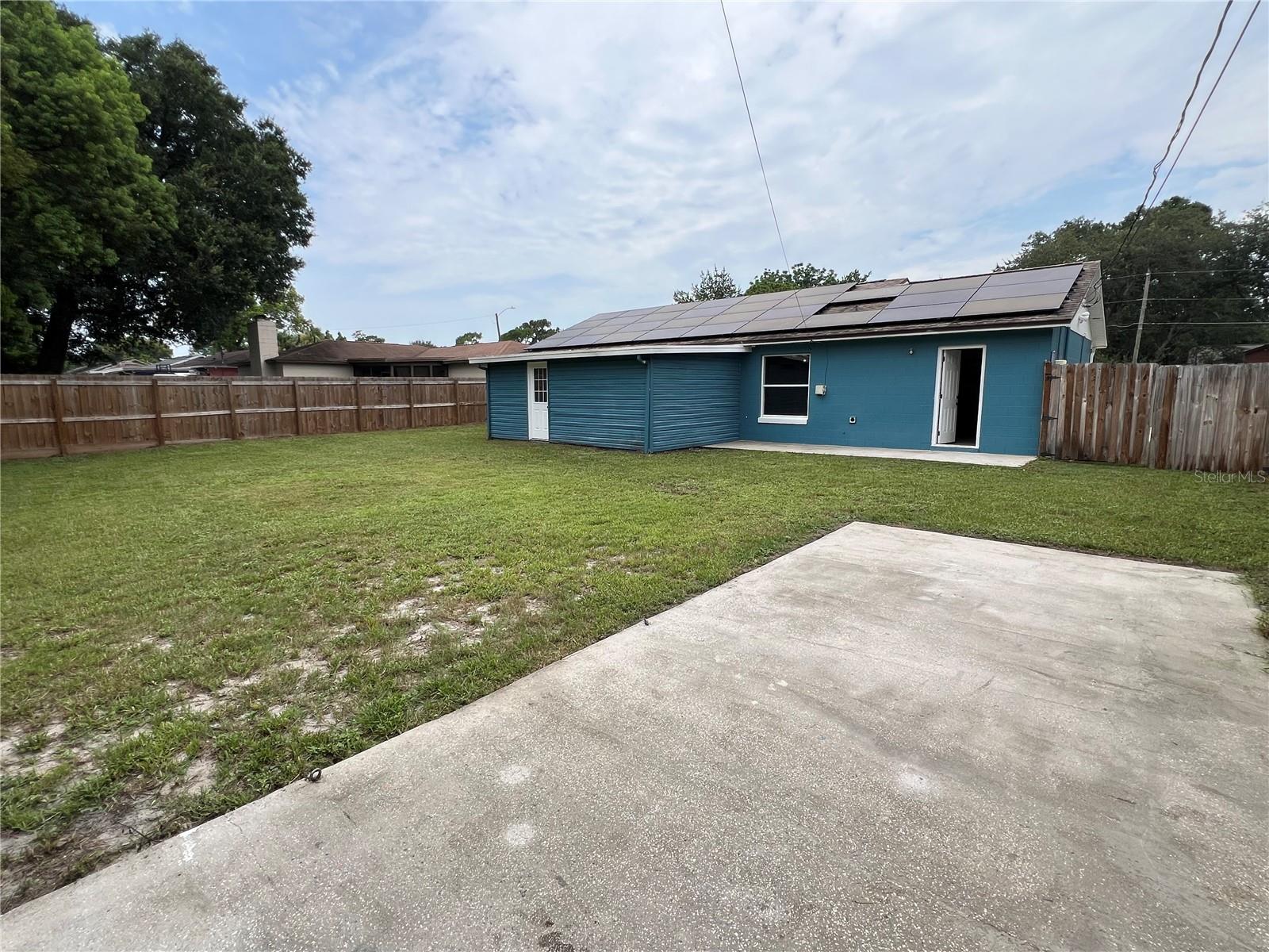 6 E THRUSH ST