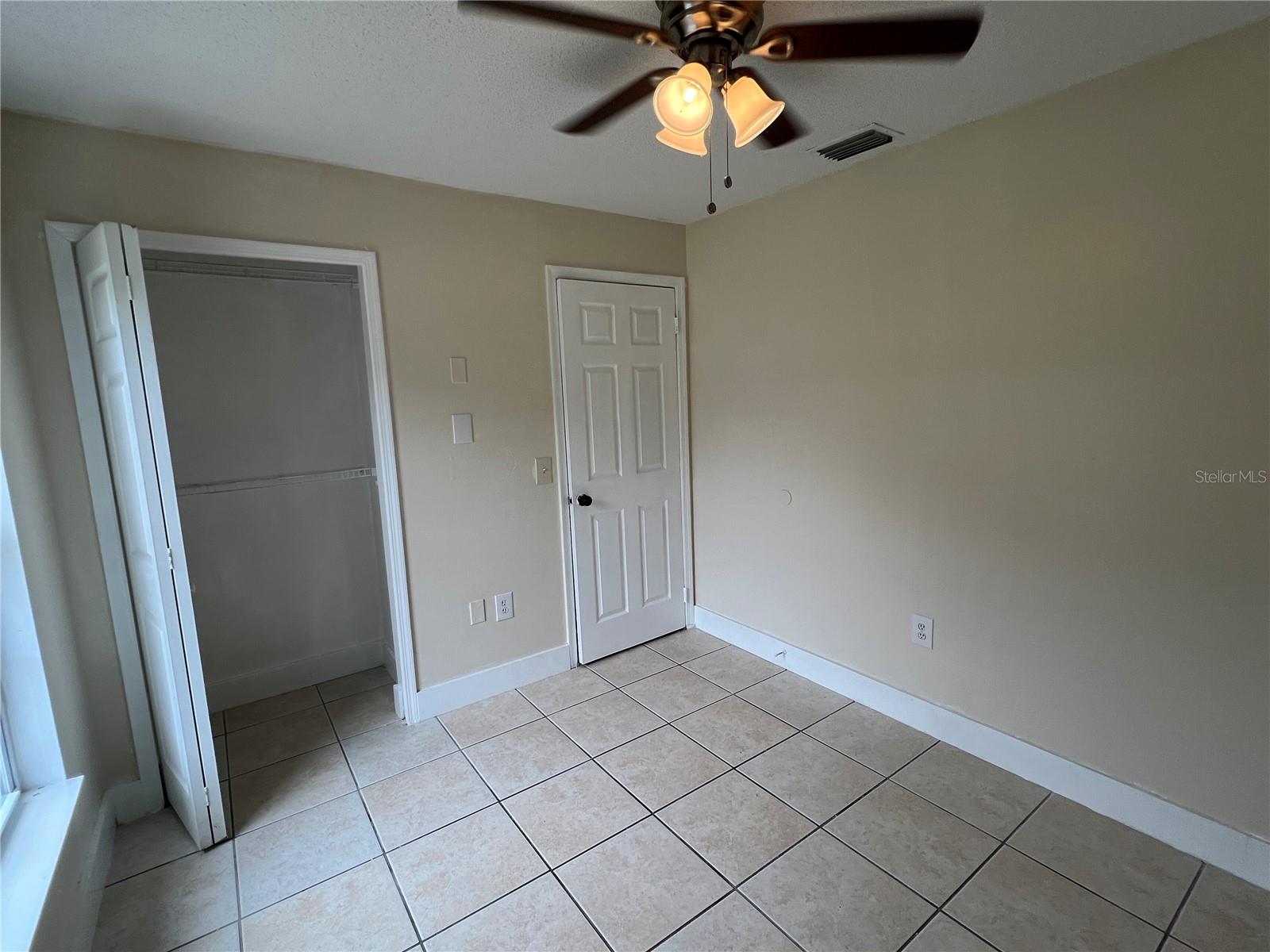 6 E THRUSH ST
