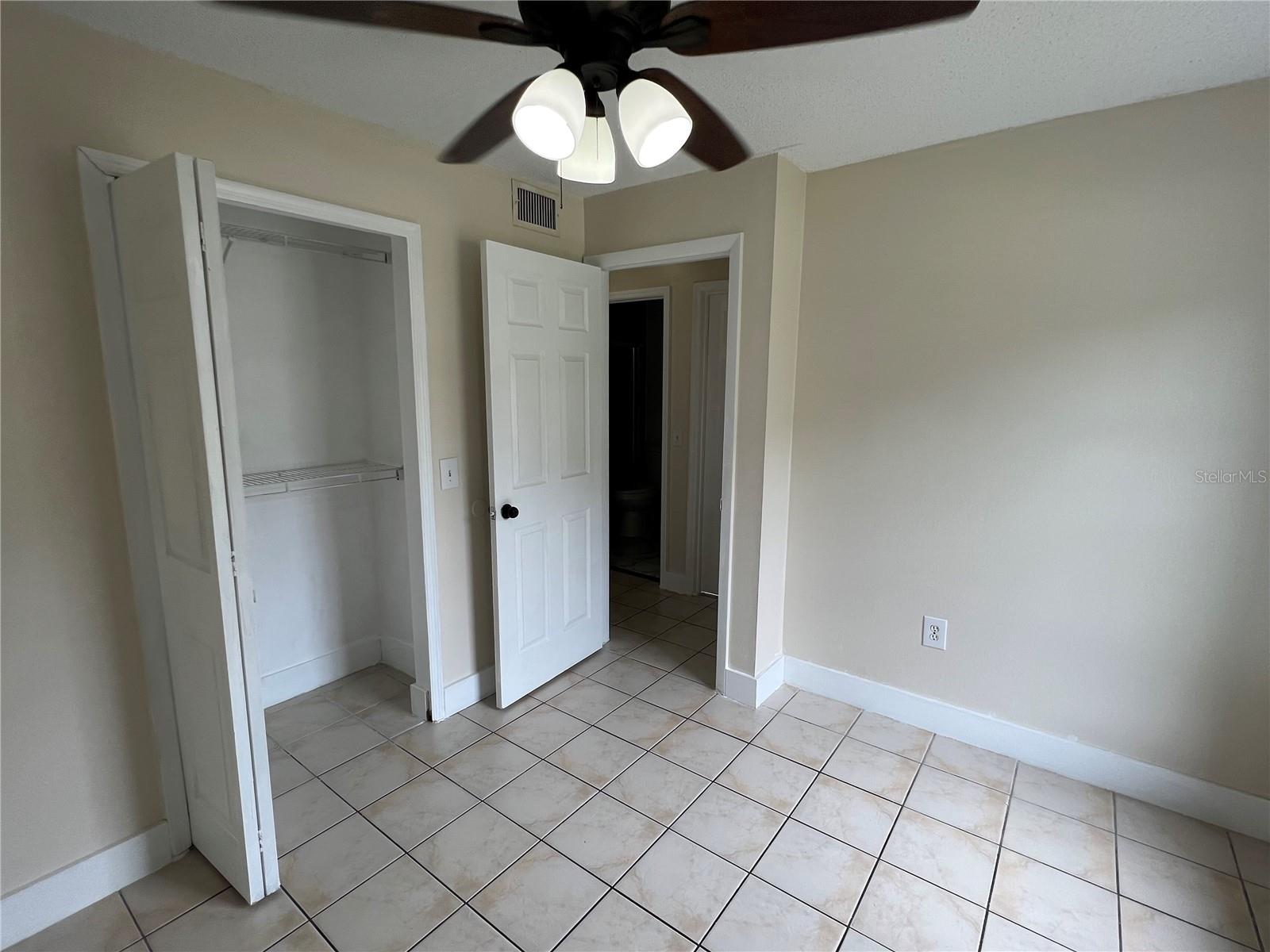 6 E THRUSH ST