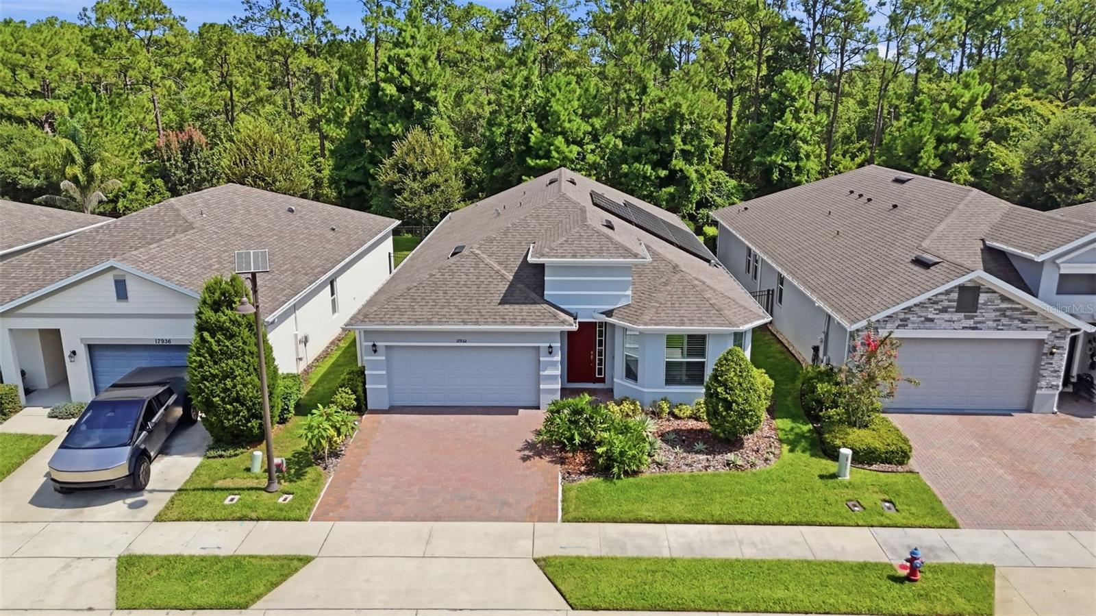 17932 PASSIONFLOWER CIR