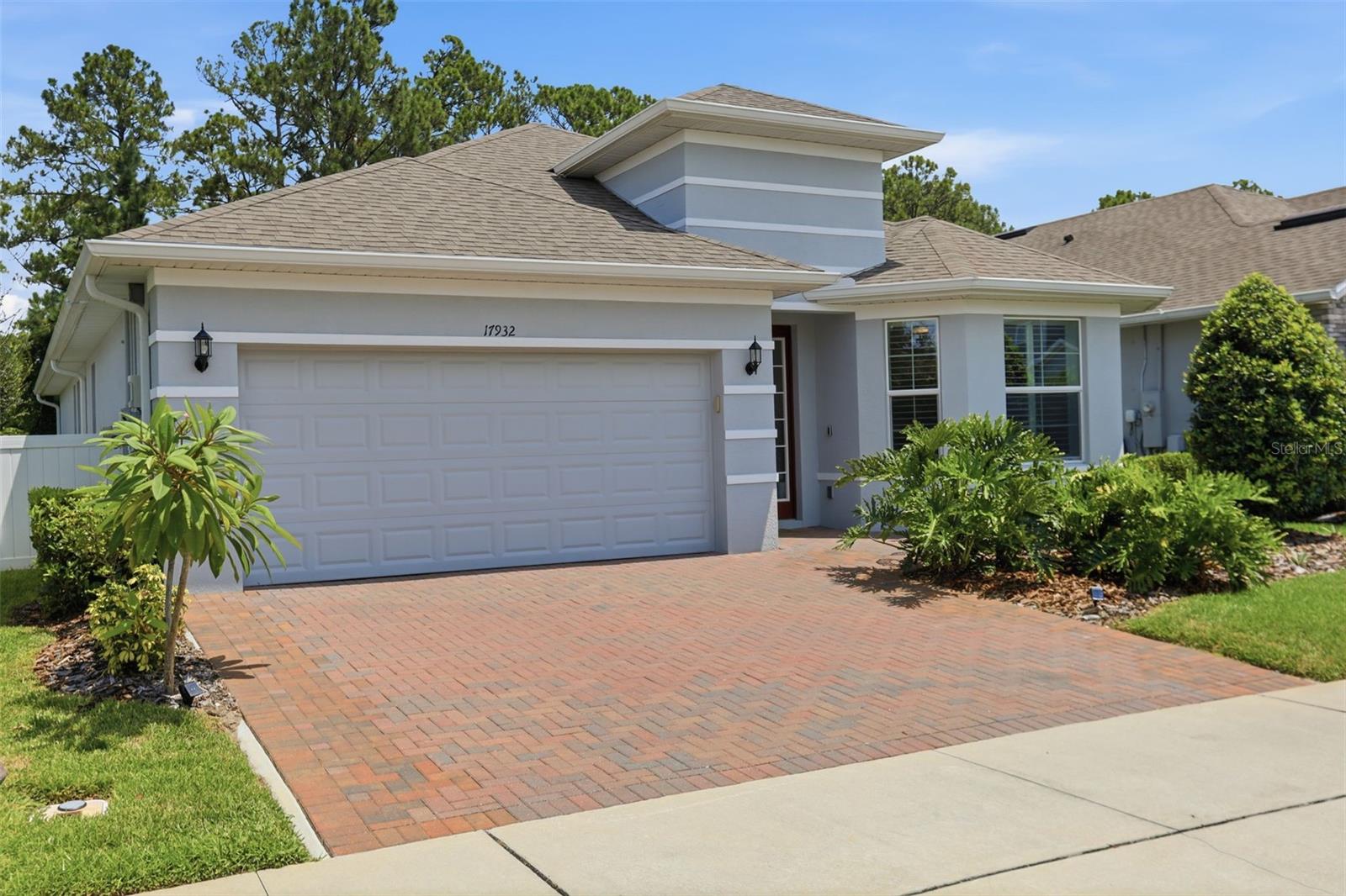 17932 PASSIONFLOWER CIR