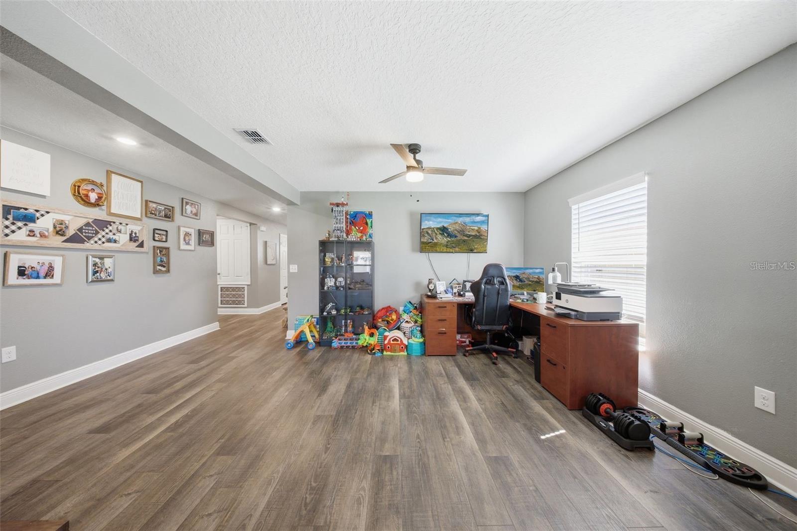 232 LAKE LUCERNE WAY