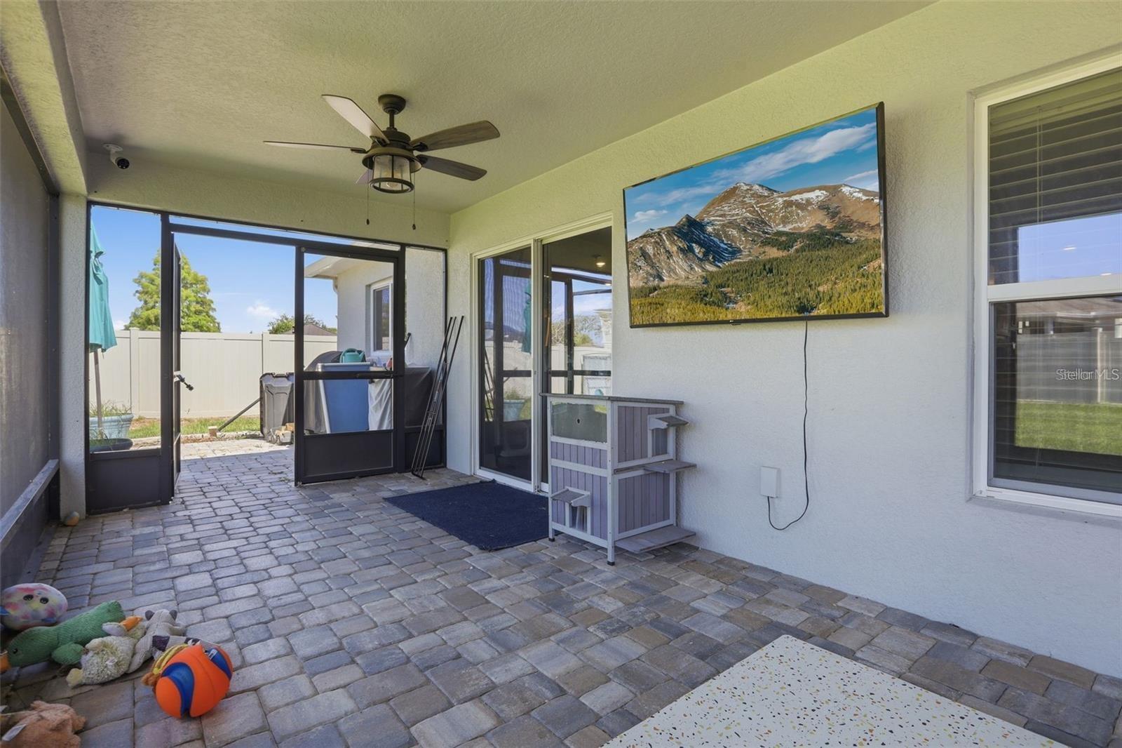 232 LAKE LUCERNE WAY