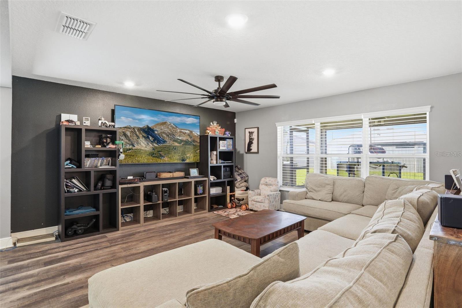 232 LAKE LUCERNE WAY