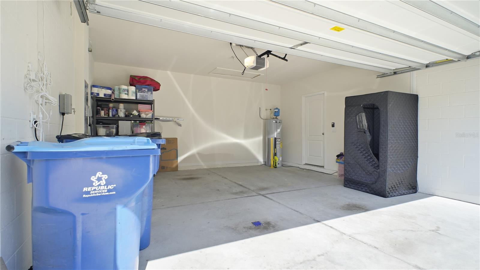 324 GINA LN