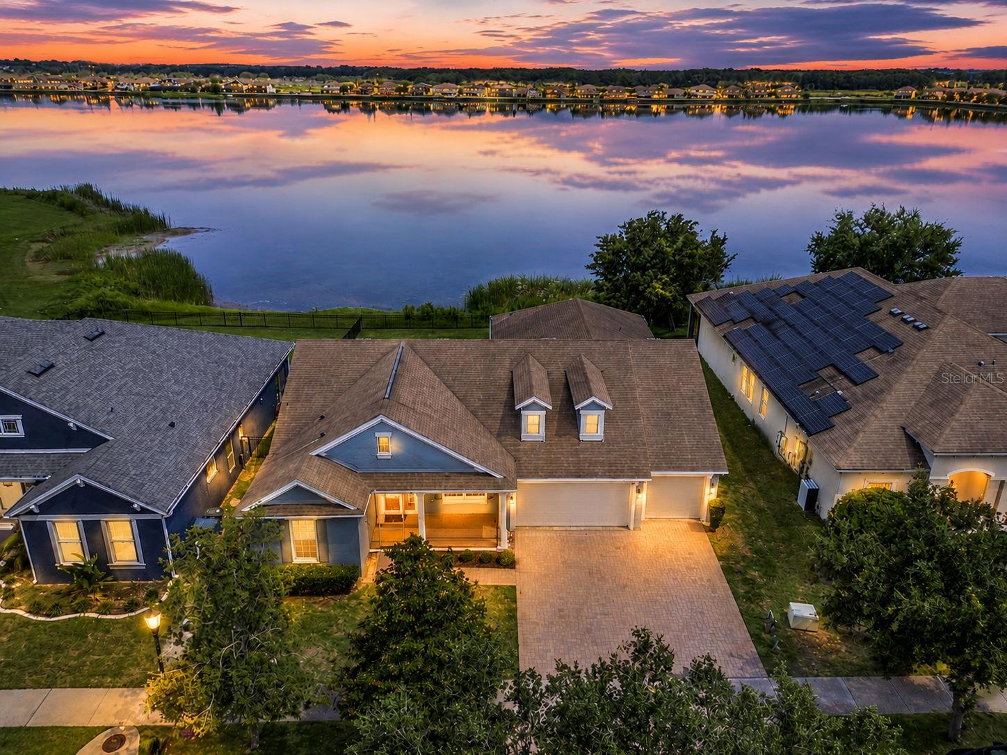 589 BLUE CYPRESS DR