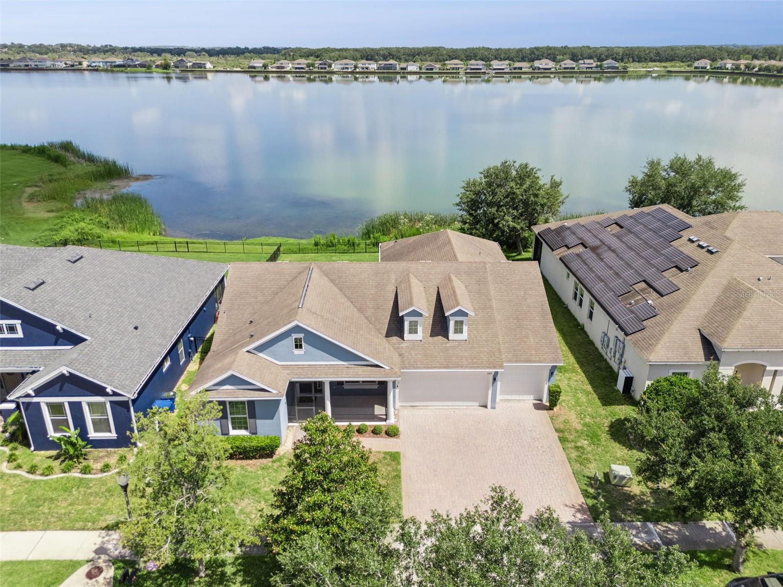 589 BLUE CYPRESS DR