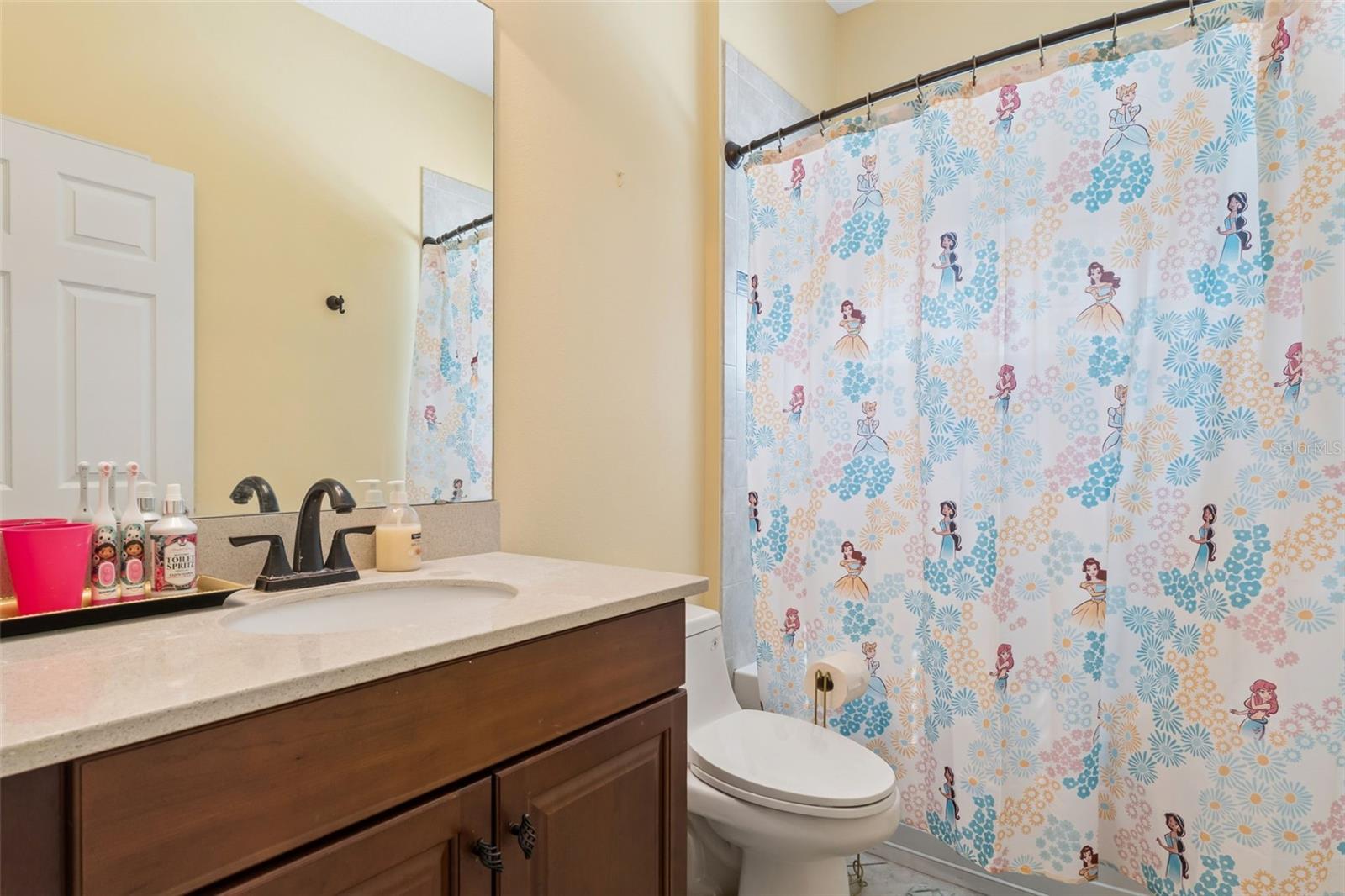 589 BLUE CYPRESS DR