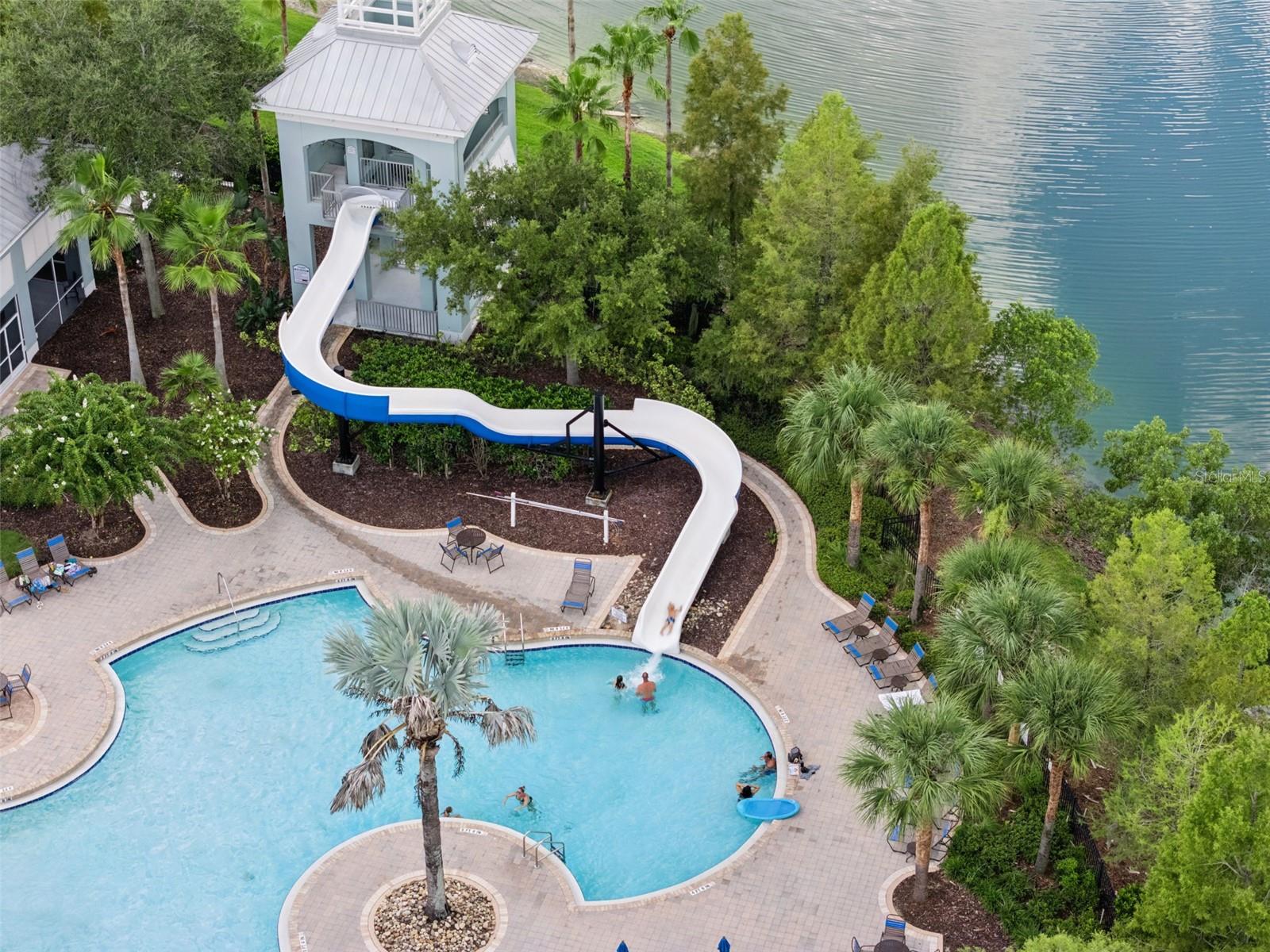 589 BLUE CYPRESS DR