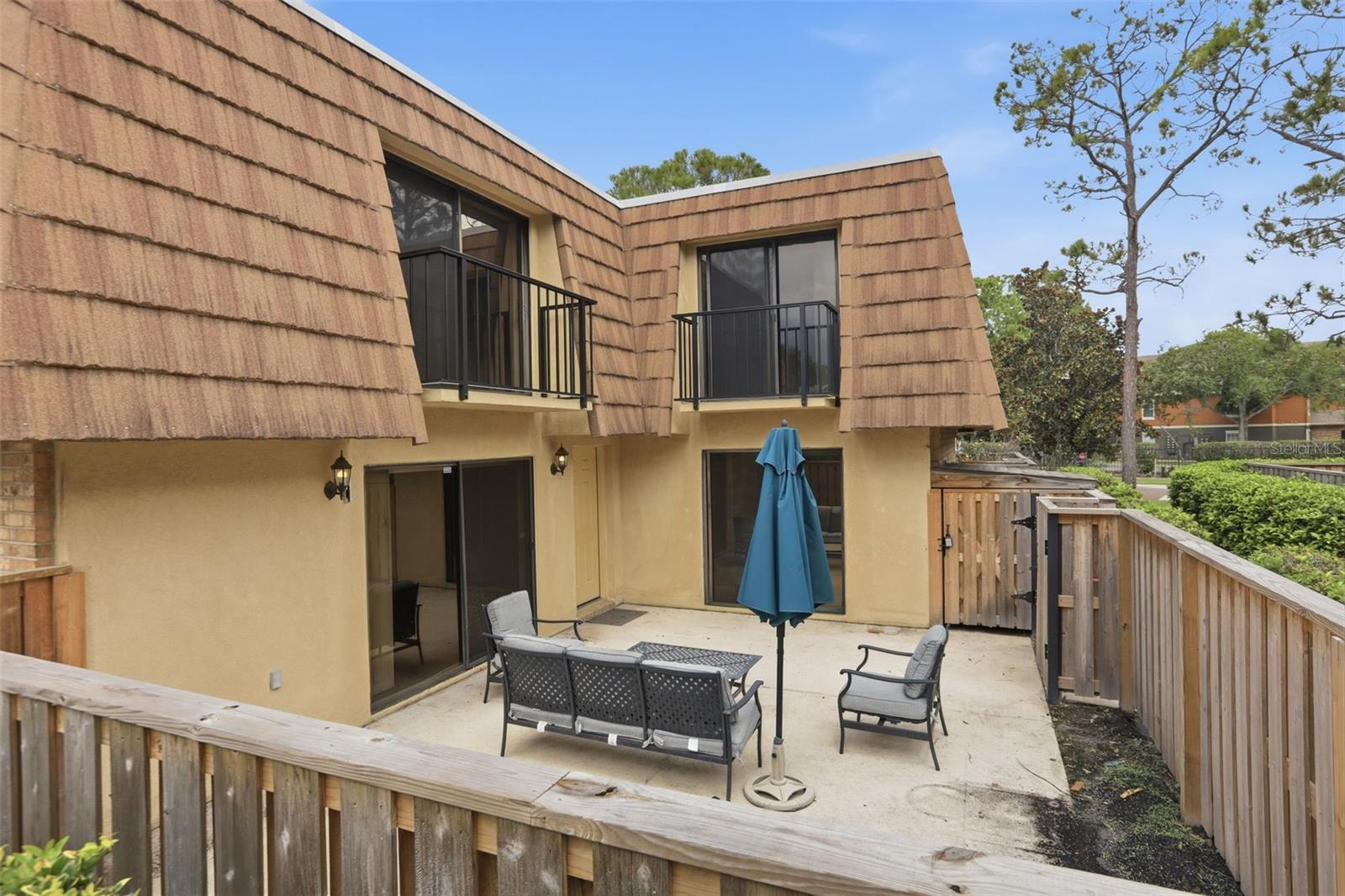 5256 CYPRESS CT #703