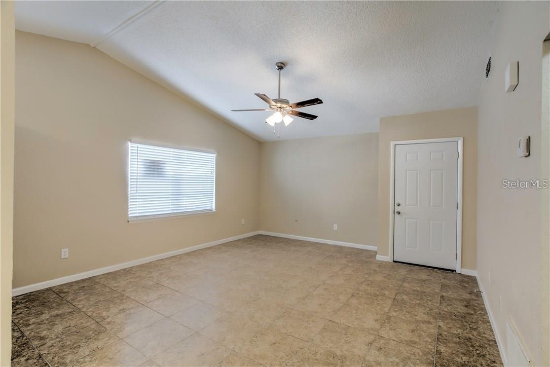 1003 W KALEY AVE #Apt 1