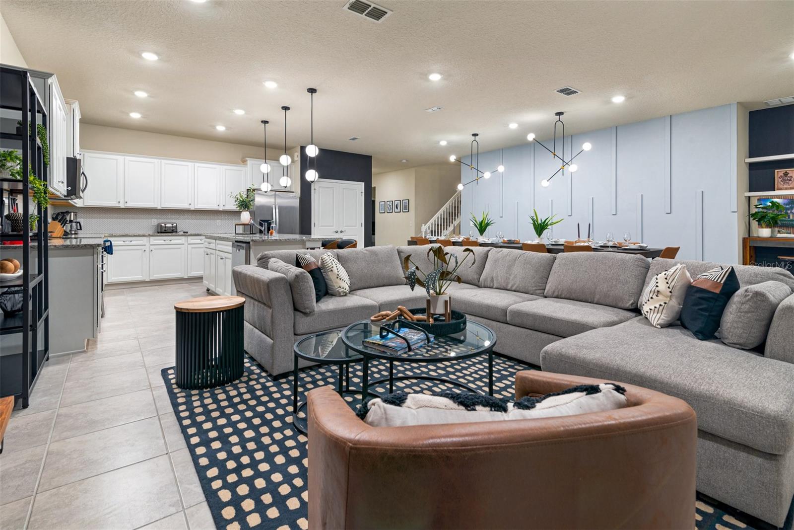 3028 MAHALO DR