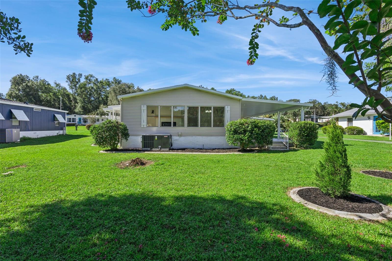 2595 E MONTE CT