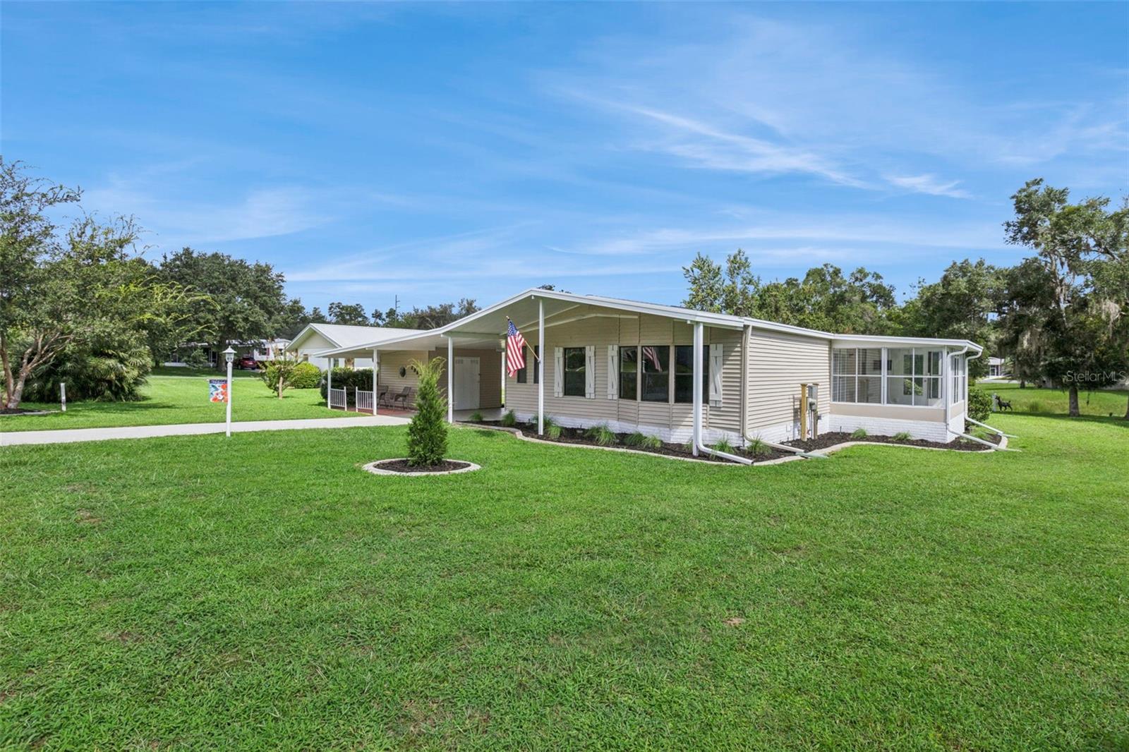 2595 E MONTE CT