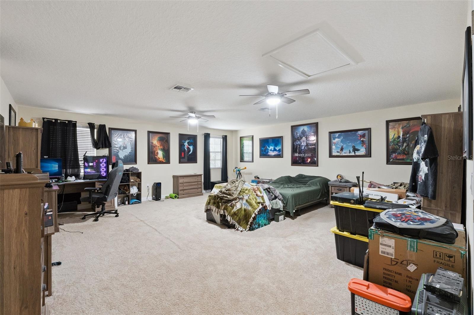 1319 GLENEAGLES LN
