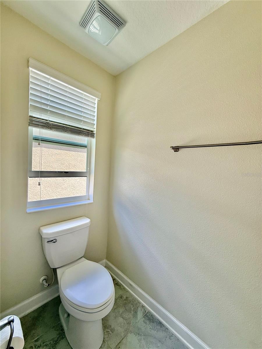 11049 VIGNETTE ALY