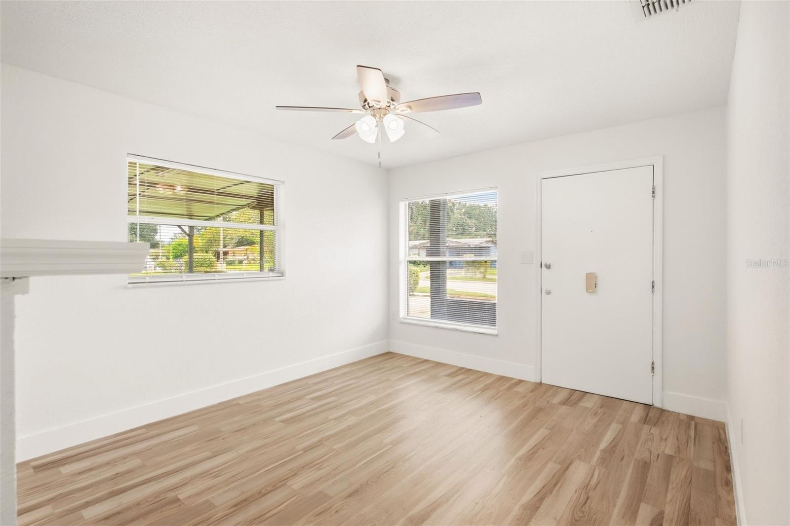 446 GILMAN CIR