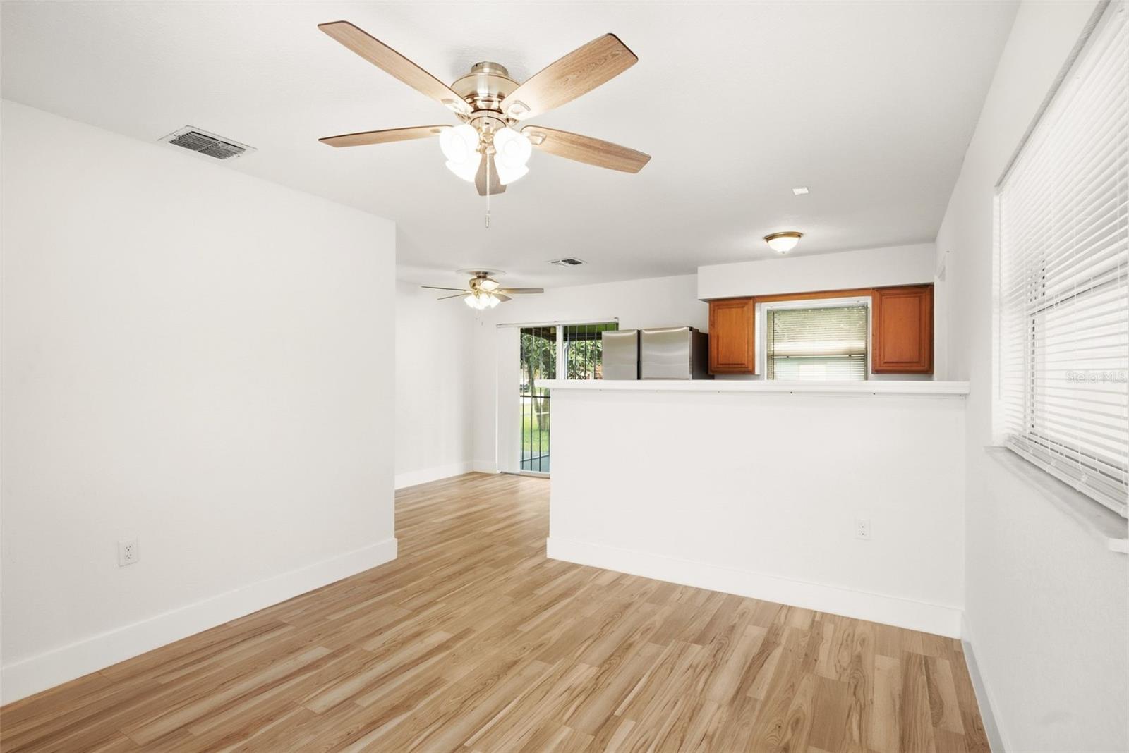 446 GILMAN CIR